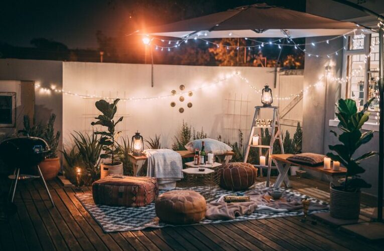 Tips for Creating a Cozy and Inviting Outdoor Living Space at Home